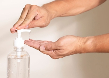 how to make natural sanitizer at home