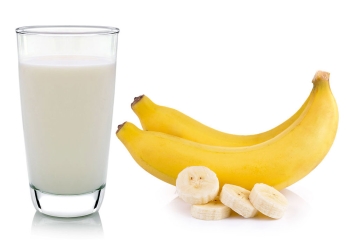 taking banana with milk increases weight