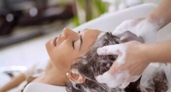 Hair Bath : జుట్టు ఆరోగ్యంగా ఉండాలంటే.. ఎన్ని రోజుల‌కు ఒక‌సారి త‌ల‌స్నానం చేయాలి ?