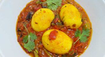 Boiled Egg Tomato Curry : కోడిగుడ్ల‌ను ఉడ‌క‌బెట్టి ట‌మాటాల‌తో ఇలా క‌లిపి వండండి.. అదిరిపోతుంది..!