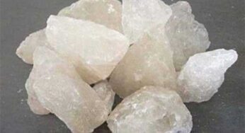 Rock Sugar : ప‌టిక‌బెల్లాన్ని తేలిగ్గా తీసుకోవ‌ద్దు.. దీంతో క‌లిగే లాభాలు తెలిస్తే.. ఎల్ల‌ప్పుడూ ఇంట్లో నిల్వ చేసుకుంటారు..