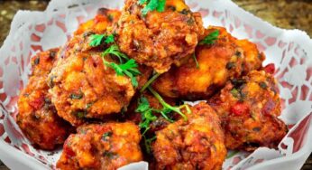 Prawns Pakoda Recipe : రొయ్య‌ల‌తో ఎంతో రుచిక‌ర‌మైన ప‌కోడీలు.. ఇలా చేస్తే ఒక్క‌టి కూడా విడిచిపెట్ట‌రు..