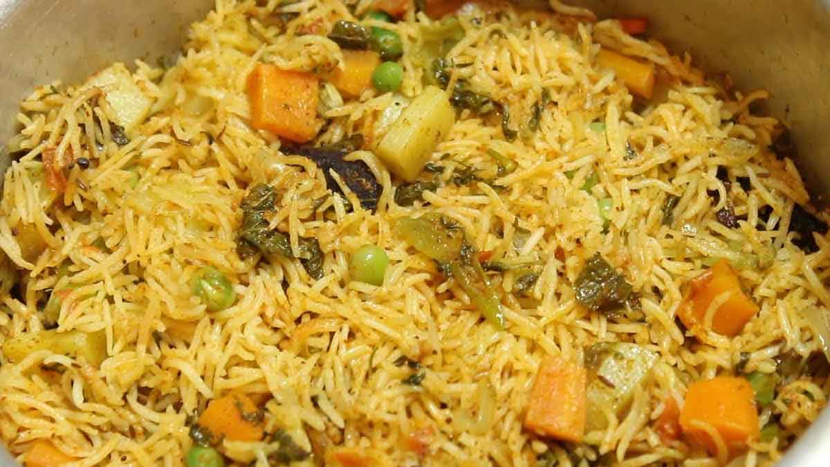 Veg Biryani In Pressure Cooker ఇలా చేస్తే.. ప్రెష‌ర్ కుక్క‌ర్‌లో వెజ్ బిర్యానీని చాలా ఈజీగా