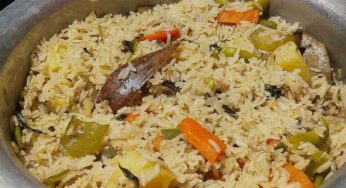 Hotel Style Veg Biryani : వెజ్ బిర్యానీని ఇలా చేస్తే.. హోట‌ల్స్‌లో అందించే విధంగా వ‌స్తుంది.. ఎంతో రుచిగా ఉంటుంది..!