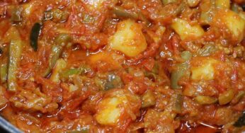 Aloo Brinjal Tomato Curry : ఆలు, వంకాయ‌, ట‌మాటాల‌ను క‌లిపి కూర ఇలా చేస్తే.. ఎవ‌రైనా స‌రే లొట్ట‌లేసుకుంటూ తినాల్సిందే..