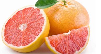 Grapefruit : ఈ పండ్లు బ‌య‌ట ఎక్క‌డ క‌నిపించినా స‌రే.. విడిచిపెట్ట‌కుండా తెచ్చుకుని తినండి.. ఎందుకంటే..?