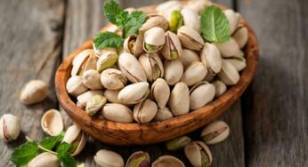 Pistachios : రోజూ గుప్పెడు పిస్తా ప‌ప్పును తింటే.. ఎన్ని లాభాలు క‌లుగుతాయో తెలిస్తే.. ఆశ్చ‌ర్య‌పోతారు..