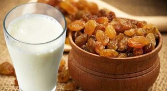 Raisins With Milk : పాలలో వీటిని వేసి మ‌రిగించి తాగండి.. కీళ్ల నొప్పులు ఉండ‌వు..!