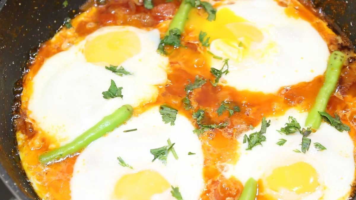 Afghani Egg Curry : కోడిగుడ్ల క‌ర్రీని ఇలా ఎప్పుడైనా చేశారా.. ఒక్క‌సారి