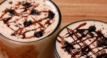 Chocolate Lassi : వేస‌వి కాలంలో చ‌ల్ల చ‌ల్ల‌ని చాకొలెట్ ల‌స్సీ.. త‌యారీ ఇలా..!