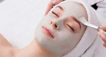 Facial At Home : బ్యూటీ పార్ల‌ర్‌కు వెళ్లాల్సిన ప‌నిలేదు.. ఇంట్లోనే ఇలా ఫేషియ‌ల్ చేసుకోవ‌చ్చు..!