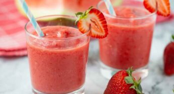 Strawberry Watermelon Smoothie : స్ట్రాబెర్రీలు, పుచ్చ‌కాయ‌ల‌తో.. చ‌ల్ల చ‌ల్ల‌ని స్మూతీ.. వేడి మొత్తం త‌గ్గుతుంది..