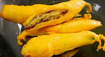 Aloo Mirchi Bajji : ఆలు మిర్చి బ‌జ్జీ ఎప్పుడైనా తిన్నారా.. ఎంతో టేస్టీగా ఉంటాయి.. ఇలా చేయాలి..!