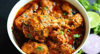 Hotel Style Chicken Curry : హోట‌ల్ స్టైల్‌లో చికెన్ క‌ర్రీ.. త‌యారీ ఇలా.. చ‌పాతీల్లోకి సూప‌ర్‌గా ఉంటుంది..!