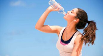 Drinking Water Tips : నిల‌బ‌డి ఎల్ల‌ప్పుడూ నీళ్ల‌ను తాగ‌కూడ‌దు.. కూర్చునే తాగాలి.. ఎందుకంటే..?