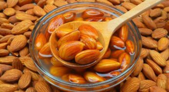 Soaked Almonds : ఈ 10 లాభాల గురించి తెలిస్తే నాన‌బెట్టిన బాదంప‌ప్పుల‌ను ఇప్పుడే తిన‌డం మొద‌లు పెడ‌తారు..!