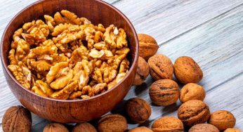 Soaked Walnuts Benefits : రోజూ 3 వాల్‌న‌ట్స్‌ను నాన‌బెట్టి తింటే క‌లిగే 10 అద్భుత‌మైన ప్రయోజ‌నాలు ఇవే..!