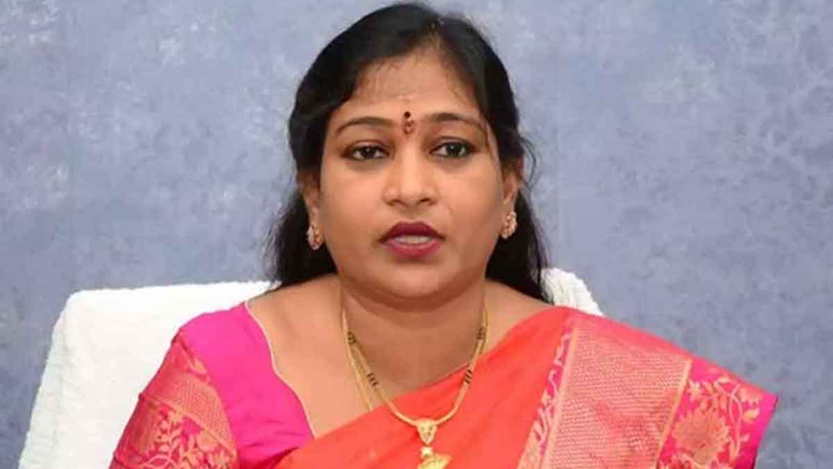 home minister anitha questioned jagan about eating tirumala laddu 