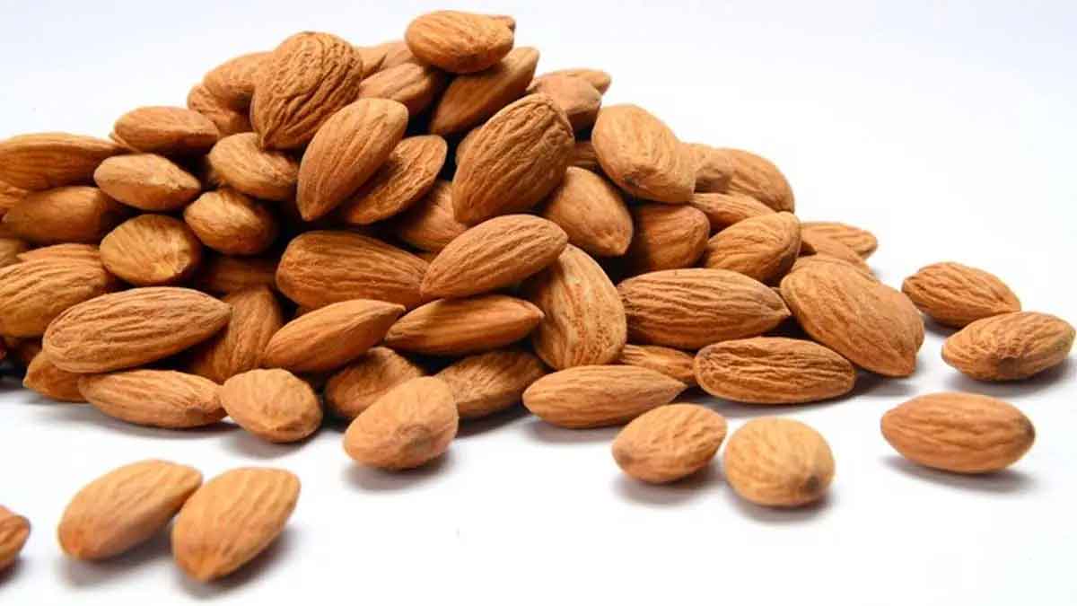 if you are taking almonds then do not make these mistakes