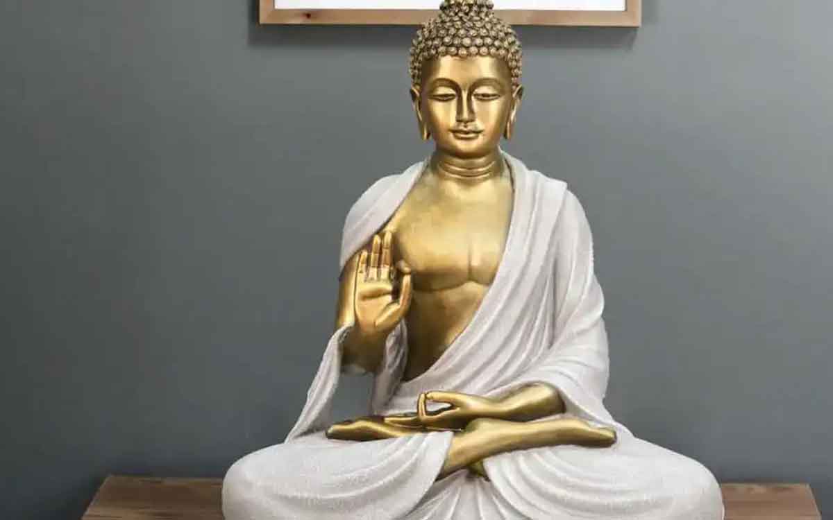 keep budha in your home like this according to vastu 