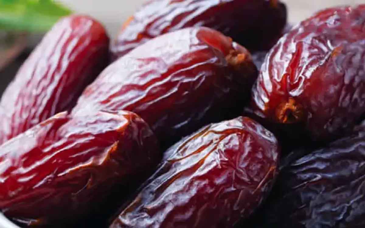 health benefits of eating dates in the morning 