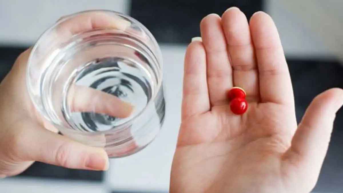 you must drink water when swallowing tablets 