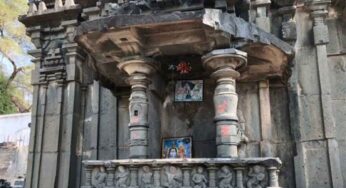 Temple : ఆల‌యంలో గ‌ర్భ గుడి వెనుక చేత్తో తాకుతున్నారా ? అయితే జాగ్ర‌త్త‌..!