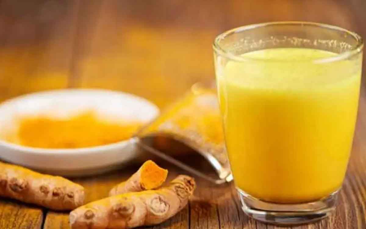 turmeric milk many wonderful health benefits 