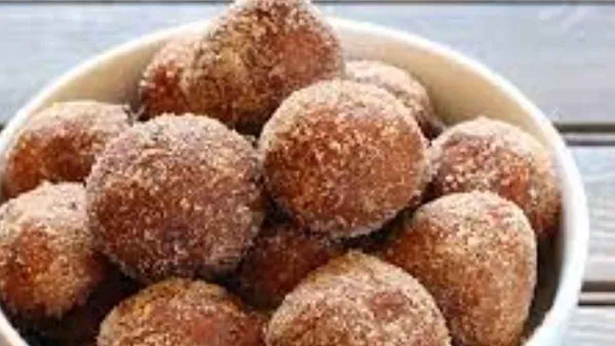 how to make banana donuts recipe is here 