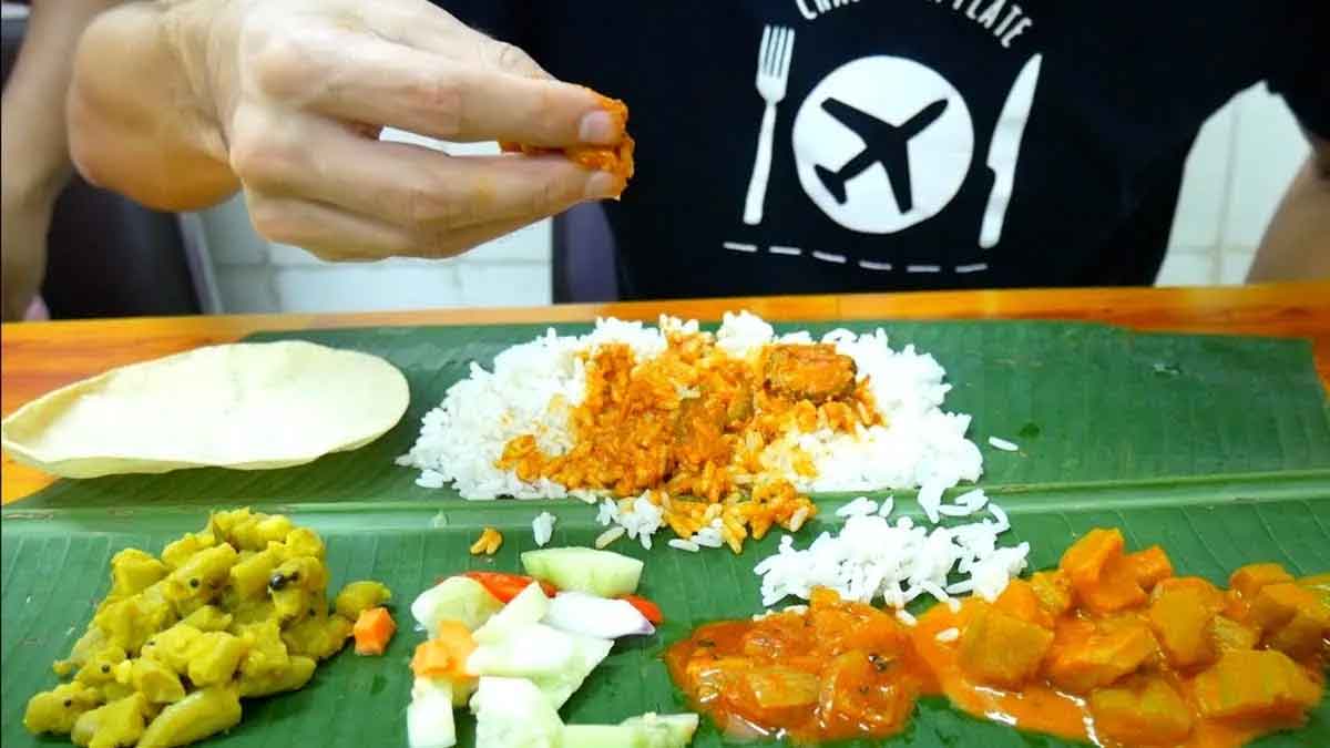 why food in banana leaf meals 