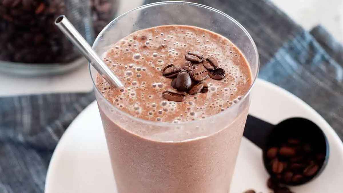 take coffee smoothie in this way your stress will be relieved 