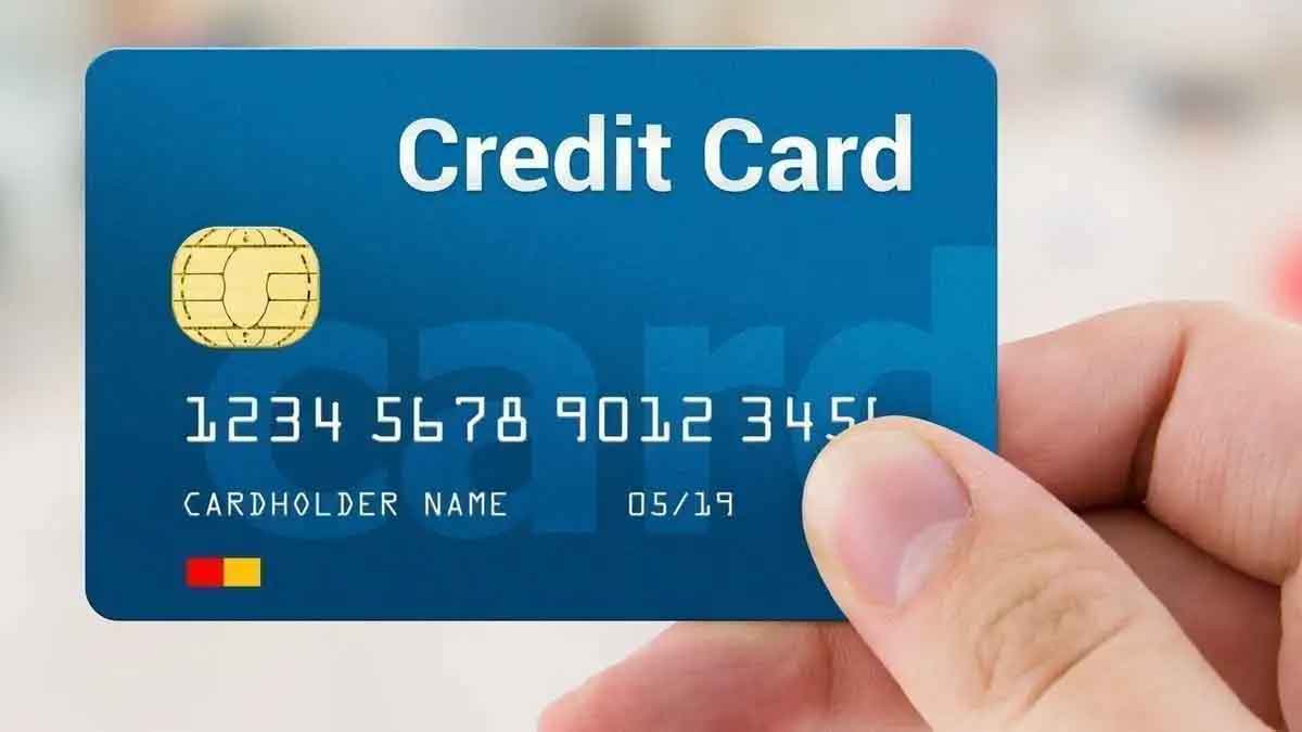 important safety precautions to follow when using Credit Card