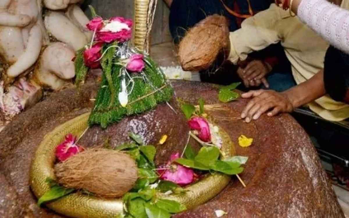 what happens if you put dry flowers before god 