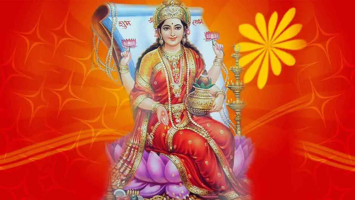 pray to lakshmi devi like this for wealth 