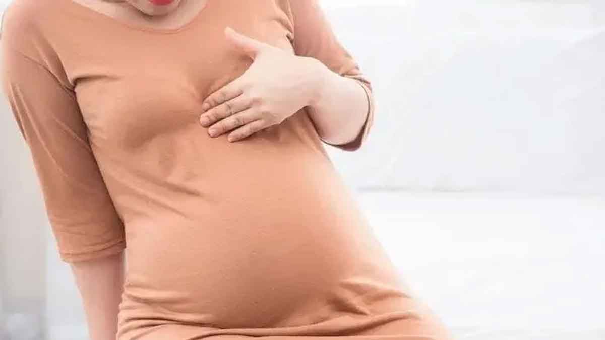 if pregnant women have chest pain then beware 