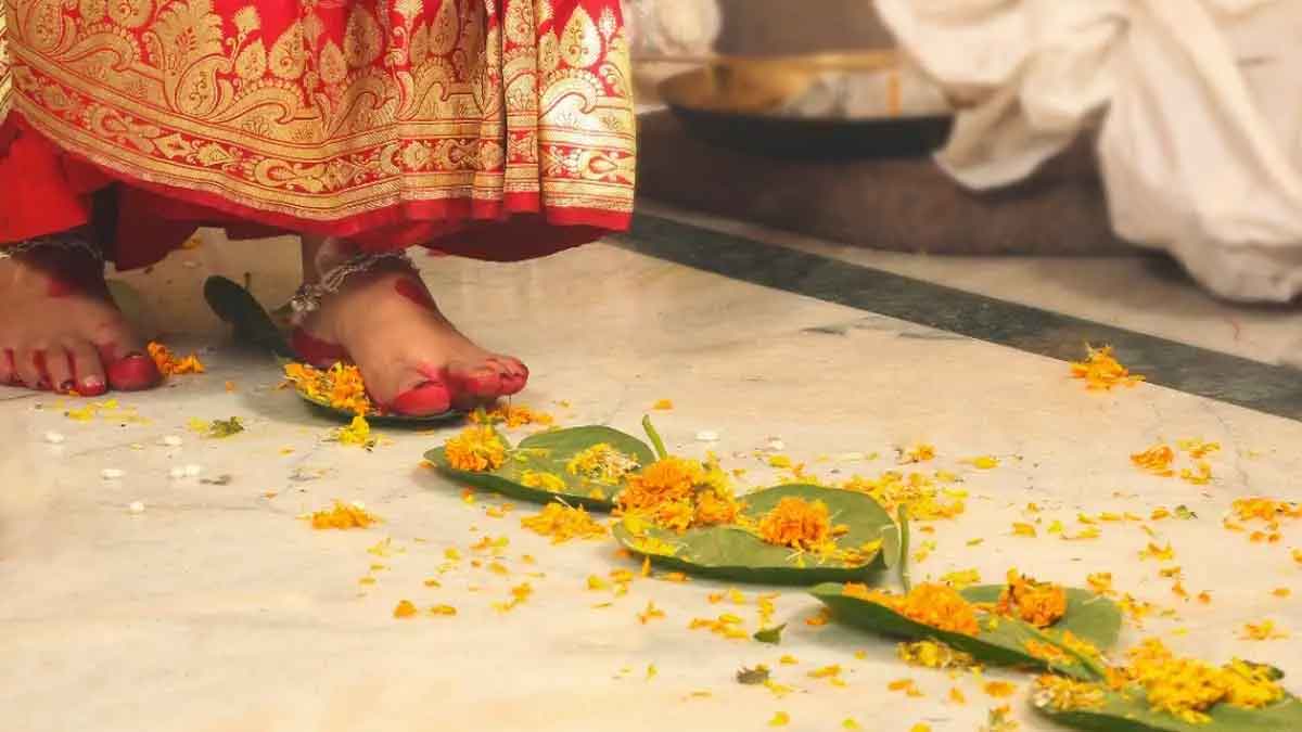 why 7 steps walk in hindu marriage 