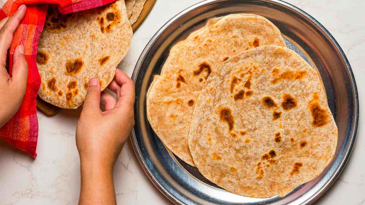 make chapati in this way and take daily for many benefits 