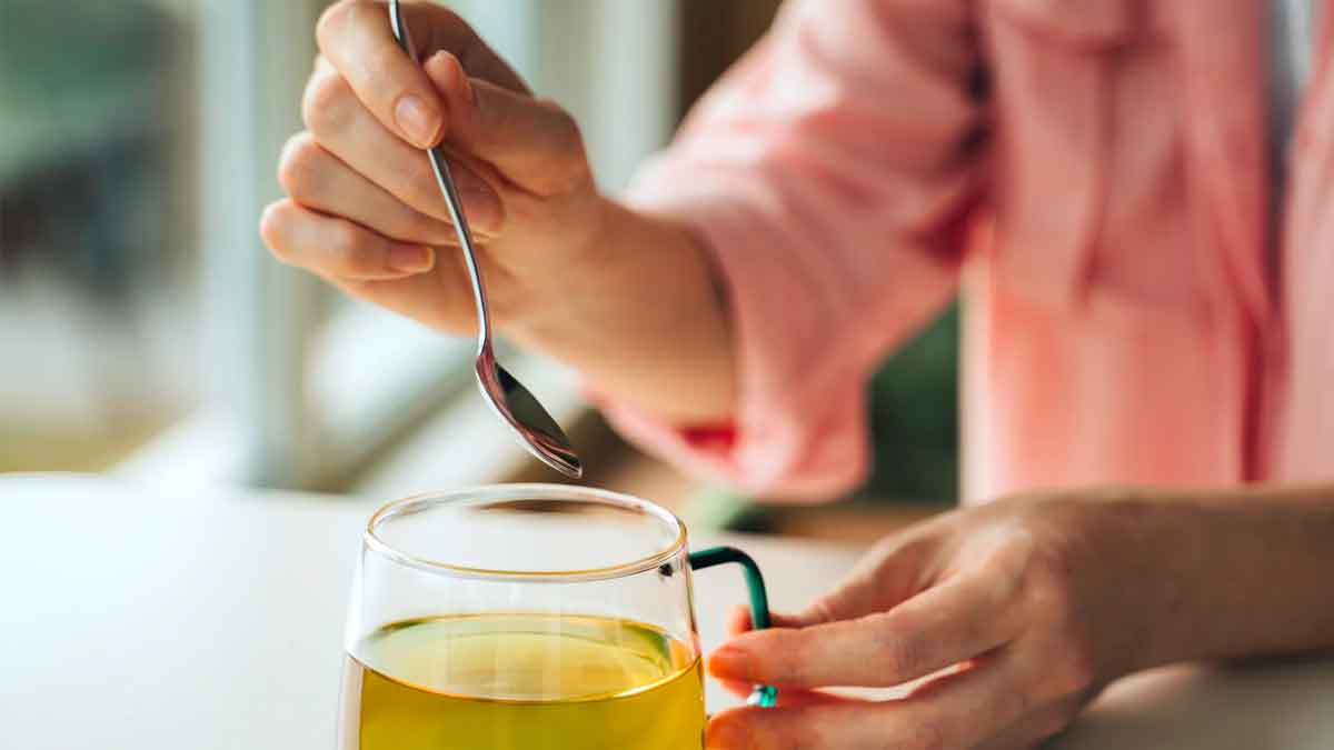 if you have these health problems then stay away from green tea 