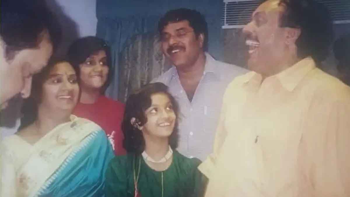 keerthy suresh childhood photo viral 