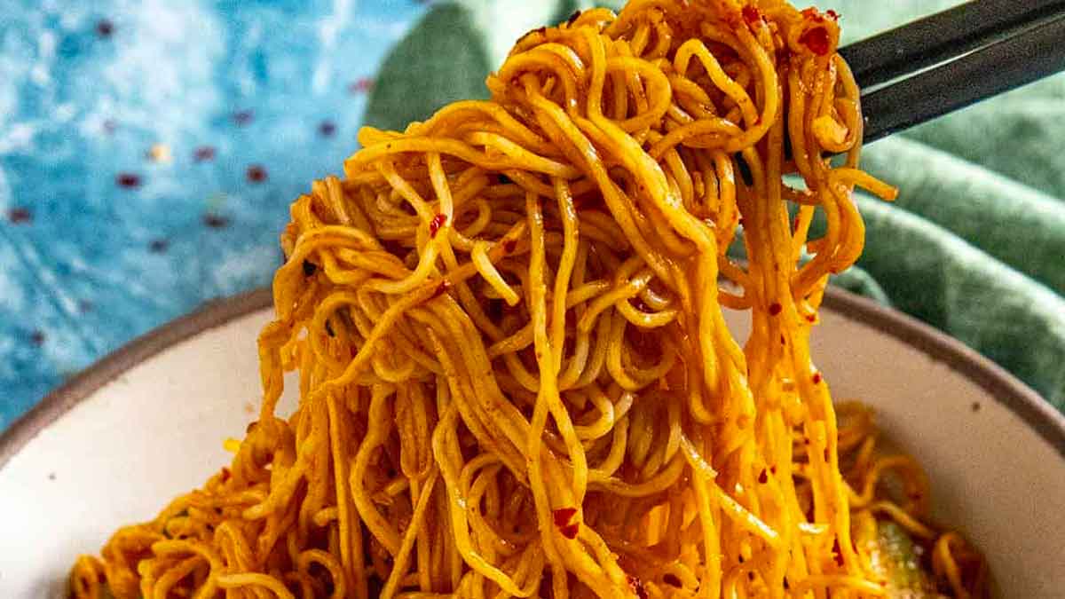 taking noodles excessively is very bad for health 