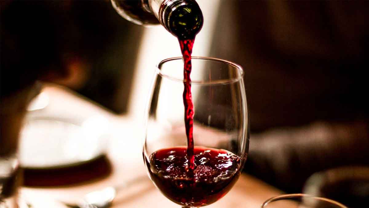 drinking wine daily is really good for health 