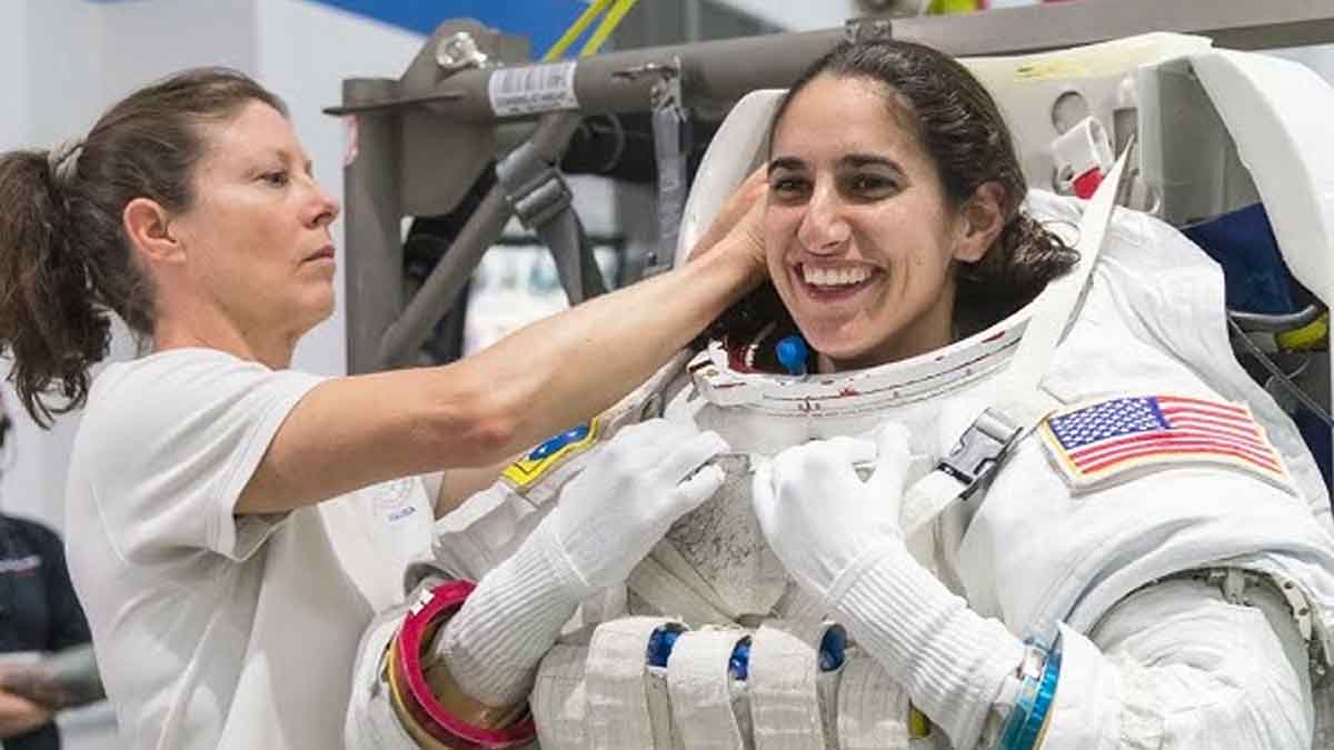 what happens if astronauts do not wear space suit 