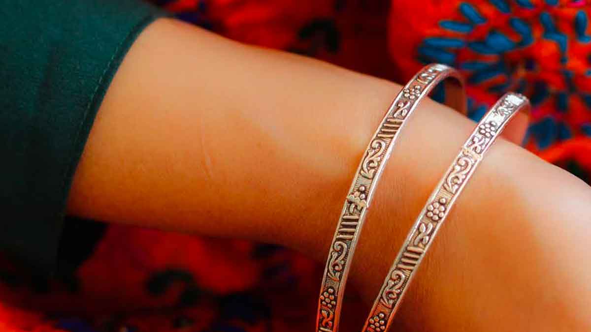 do you know why women wear bangles 