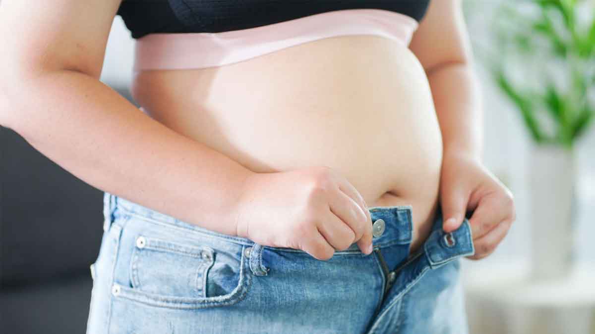 if you are facing bloating problem follow these remedies 