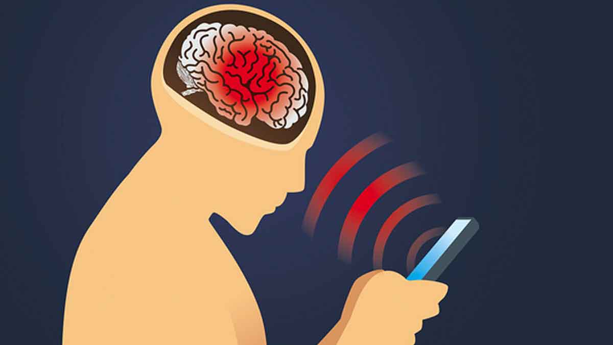 how cell phone radiation effects us what are the safety tips 