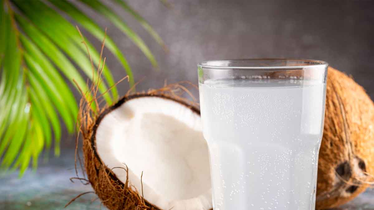 drink coconut water daily to remove these problems 