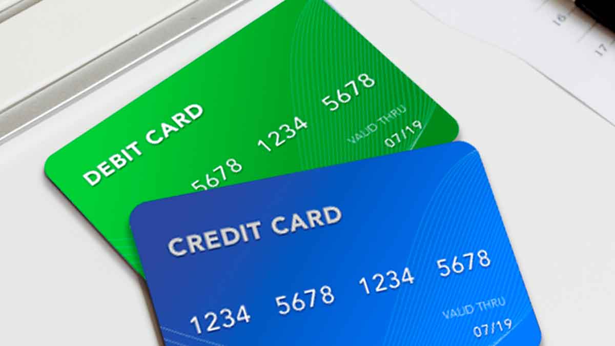 credit or debit card which one is better which one to use when 