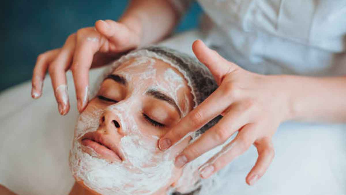 use these face packs in this season for beauty 