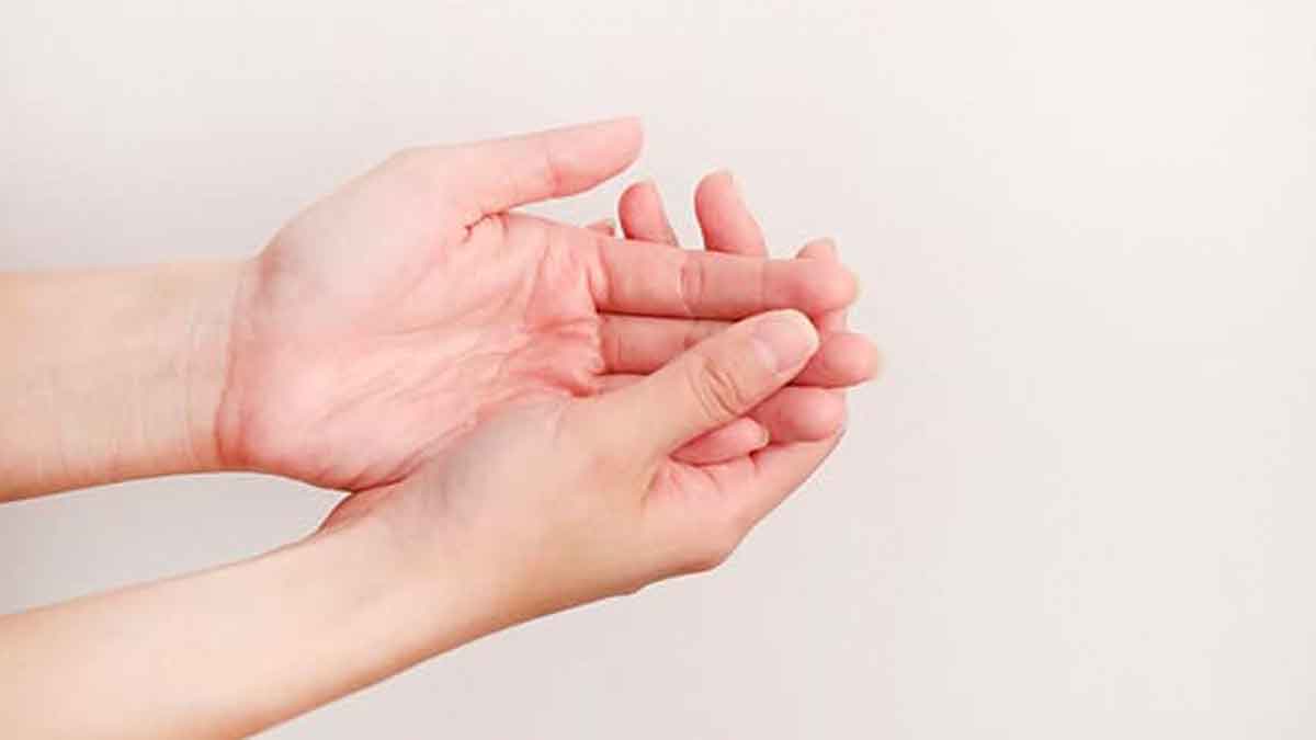 here it is how to remove wrinkles from hands 