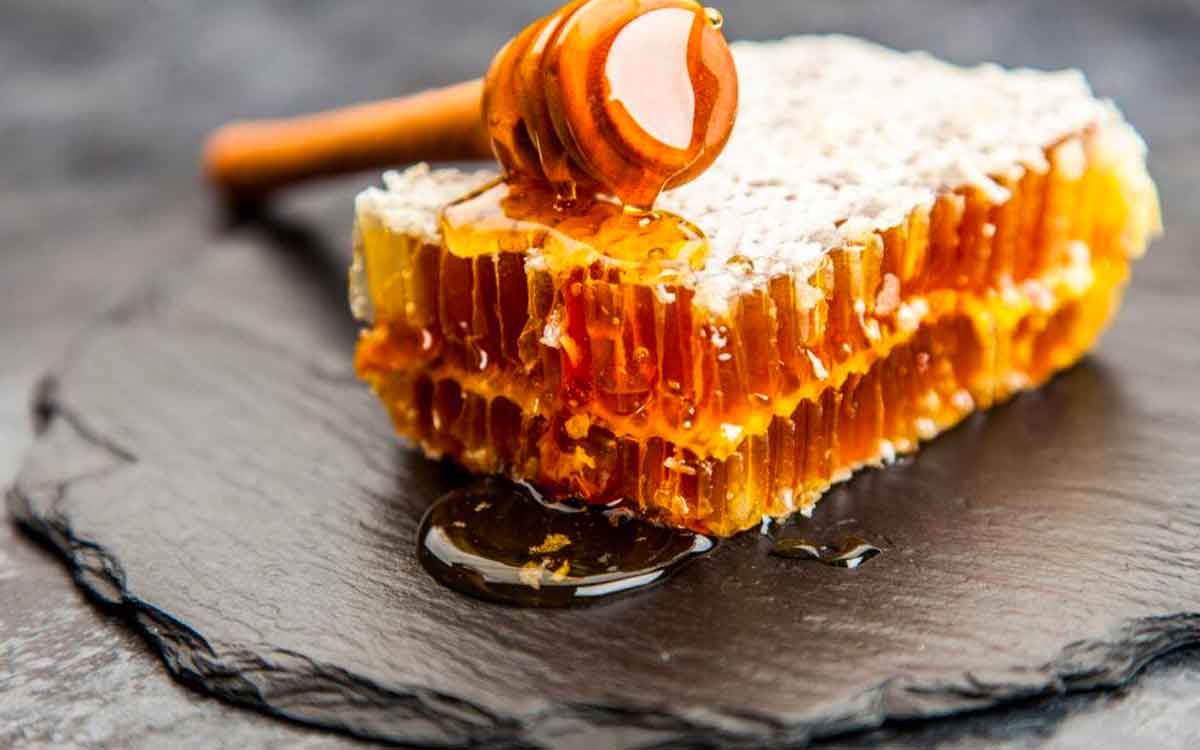 how to take honey for better health 